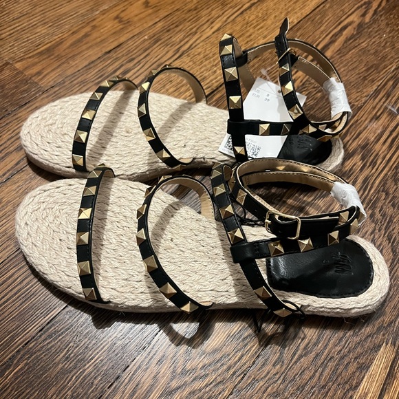 H&M studded strappy sandals - never worn - Picture 1 of 2